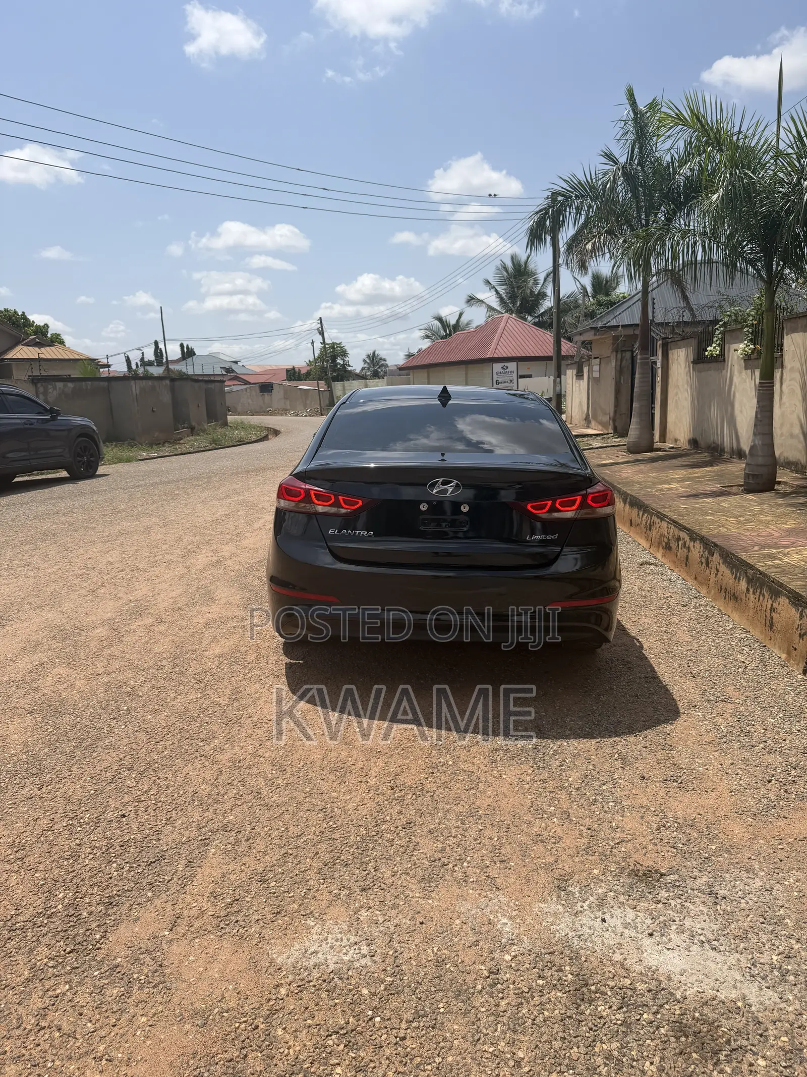 Hyundai Elantra Limited Sedan FWD (2.0L 4cyl 6A) 2017 Black