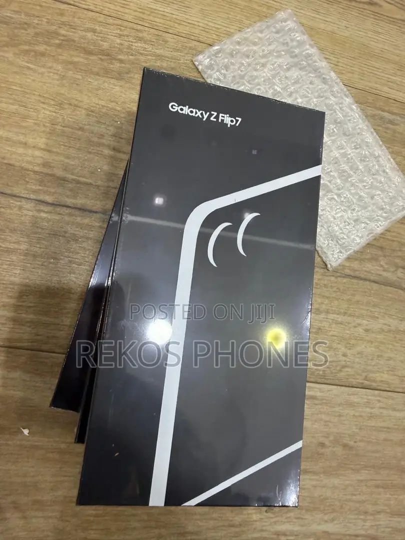 New Samsung Galaxy Z Flip7 256 GB