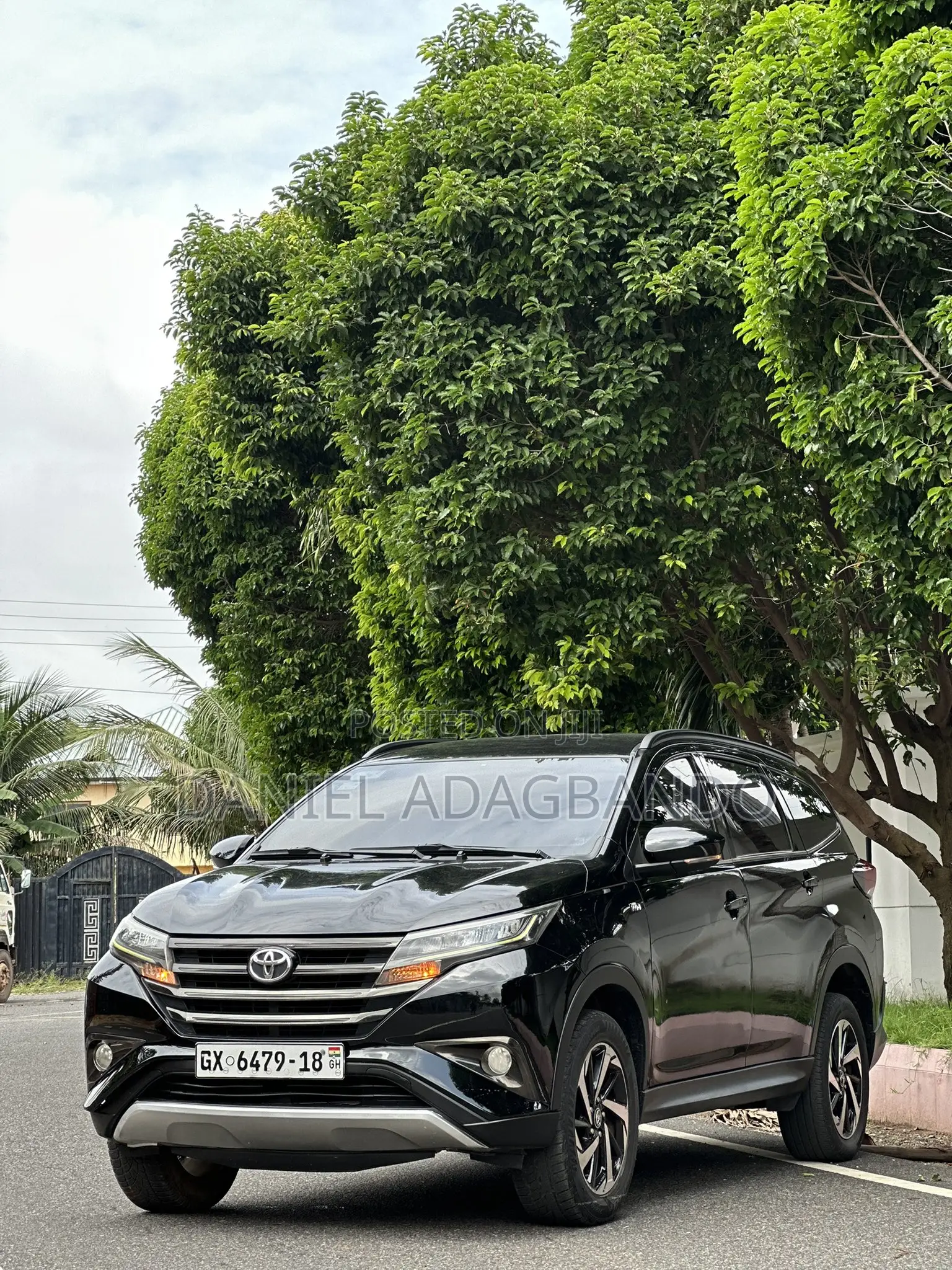 Toyota Rush 1.5 AWD 2018 Black