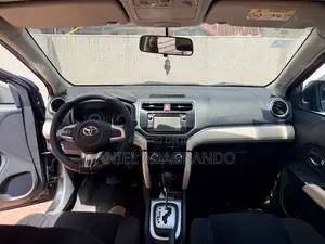 Toyota Rush 1.5 AWD 2018 Black