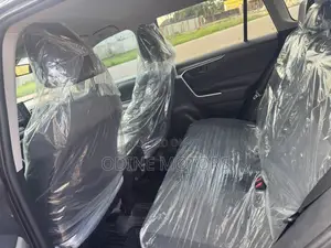 Toyota RAV4 2022 Gray