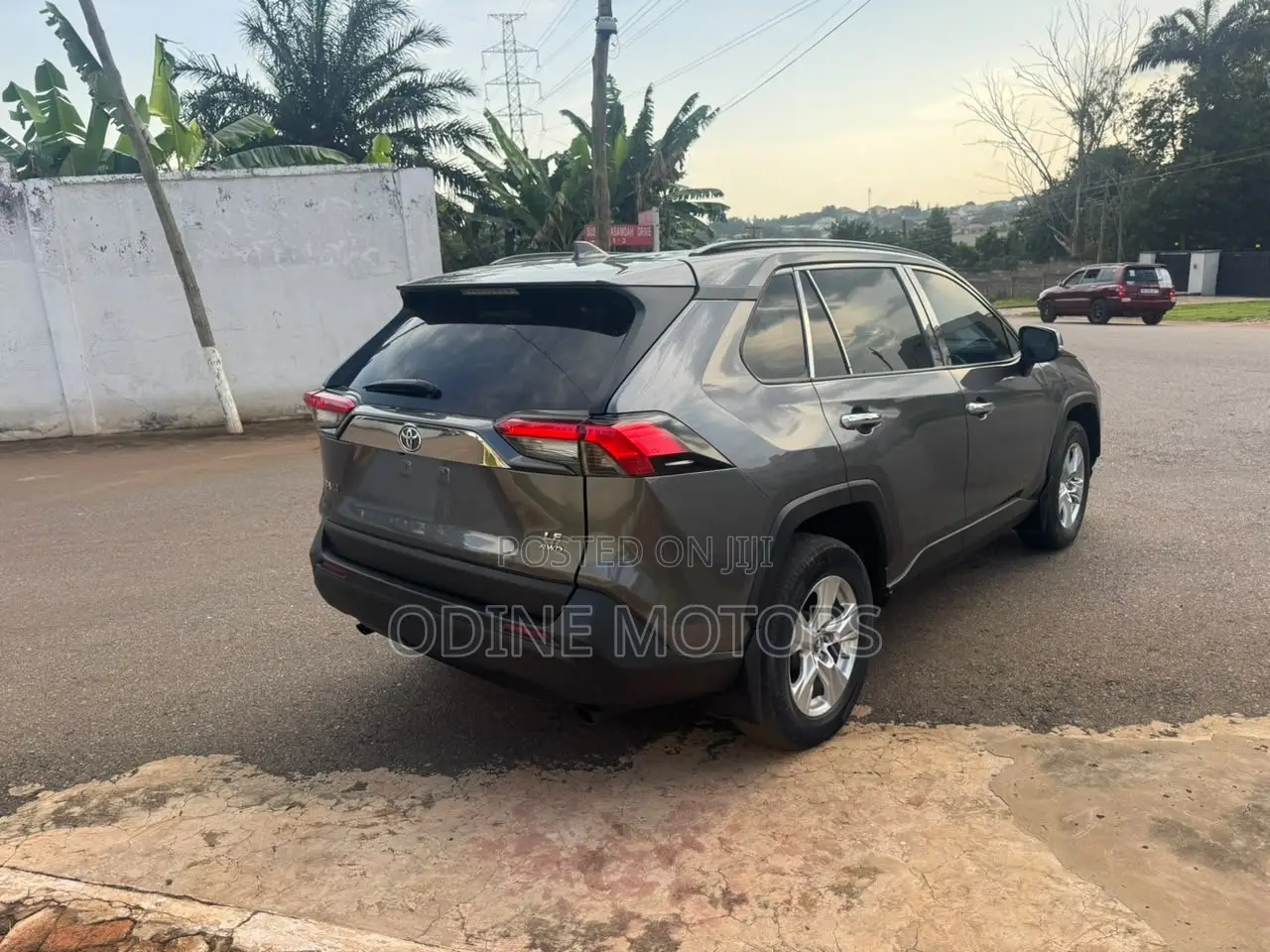 Toyota RAV4 2022 Gray