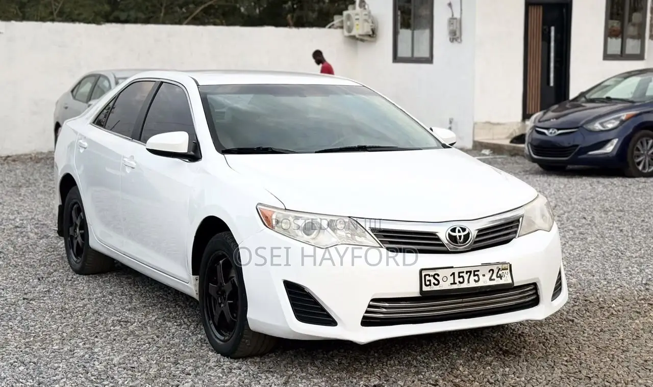Toyota Camry 2014 White