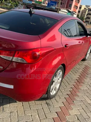 Hyundai Elantra GLS Sedan FWD (1.8L 4cyl 6M) 2013 Red