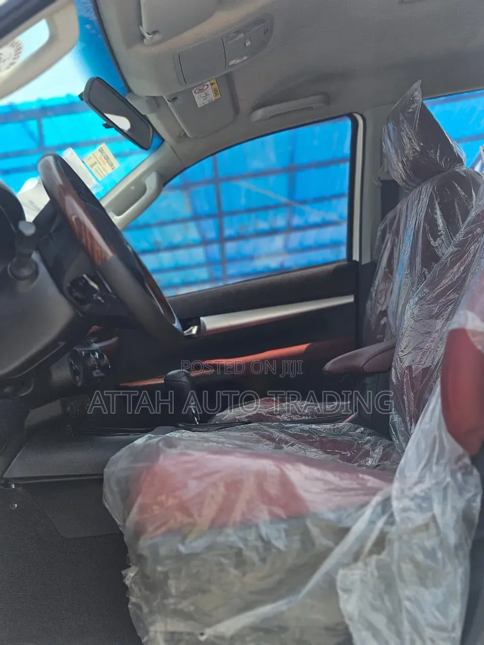 Toyota Hilux 2022 White