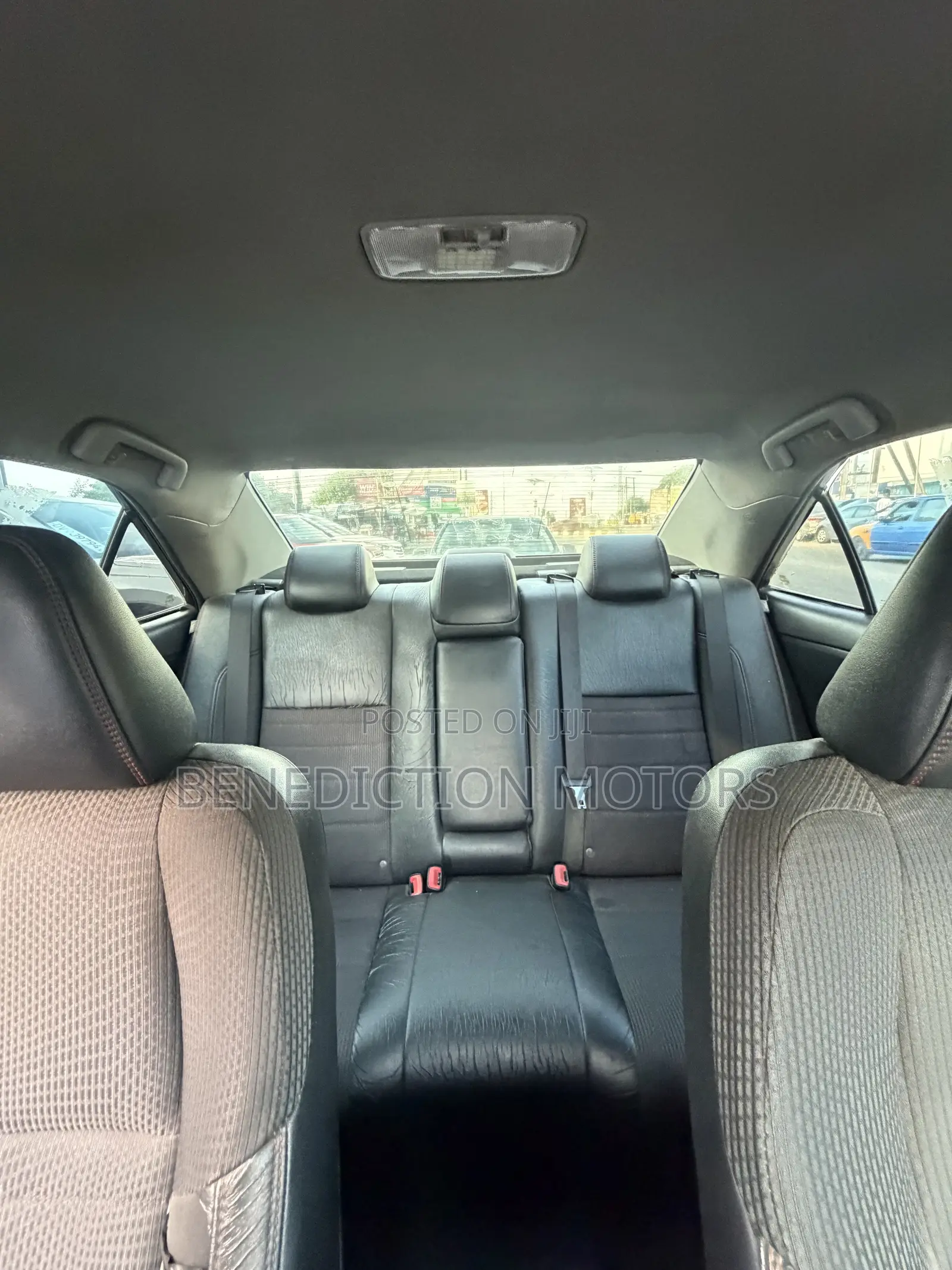 Toyota Camry SE 4dr Sedan (2.5L 4cyl 6A) 2017 Black