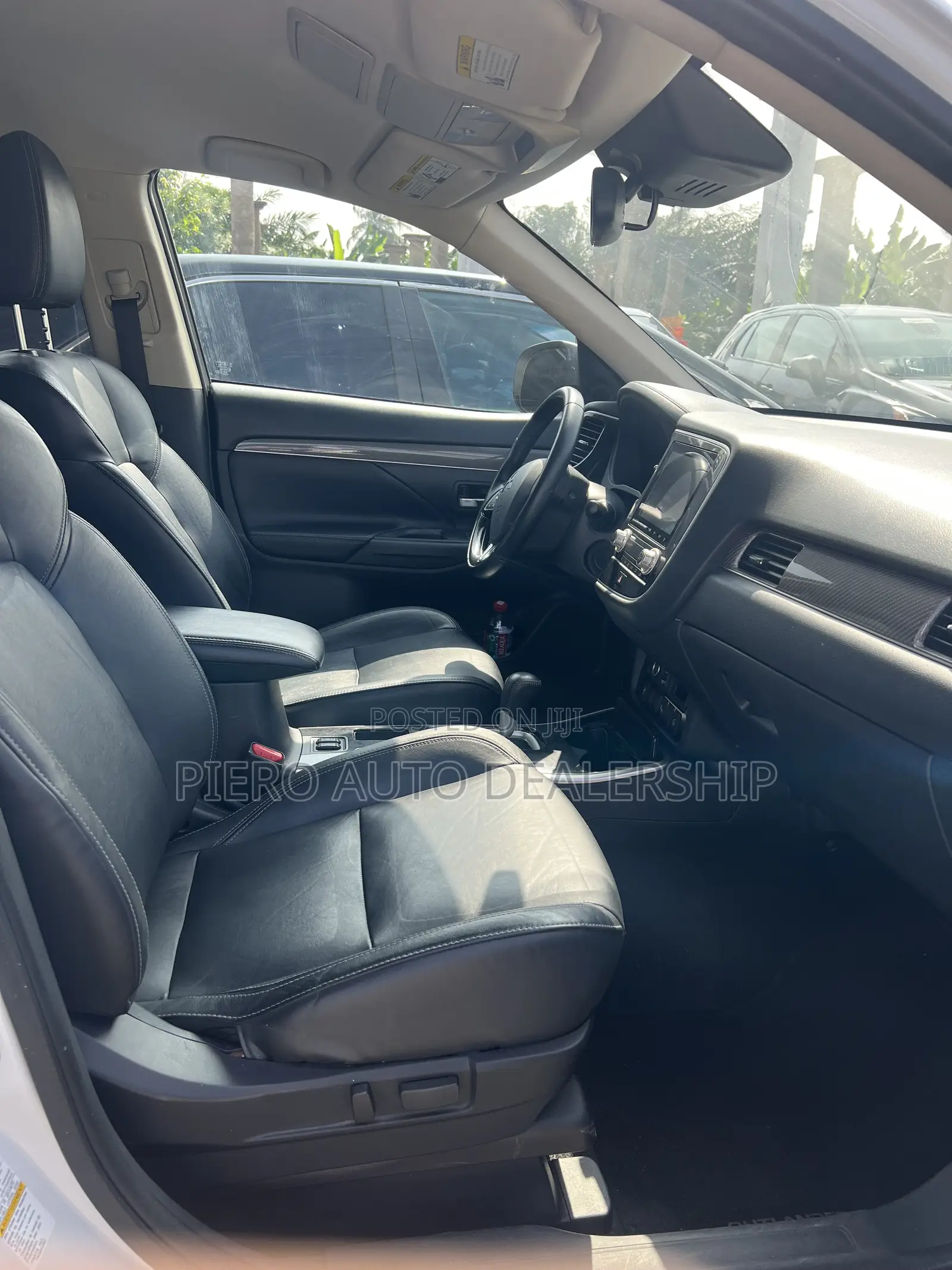 Mitsubishi Outlander 2020 White