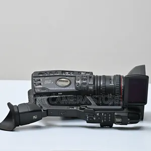 Canon XF300 Professional Camcorder // Excellent// 8months Warranty