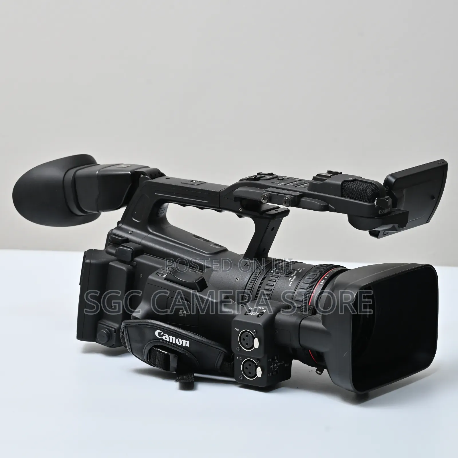 Canon XF300 Professional Camcorder // Excellent// 8months Warranty
