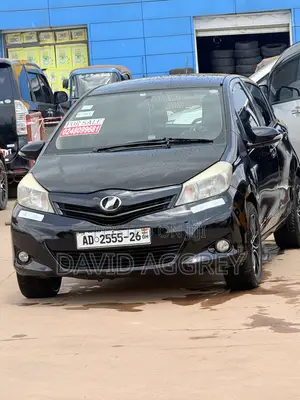 Toyota Vitz 2012 Black