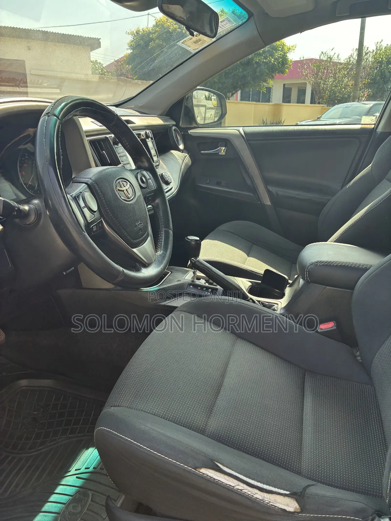 Toyota RAV4 XLE AWD (2.5L 4cyl 6A) 2017 Black