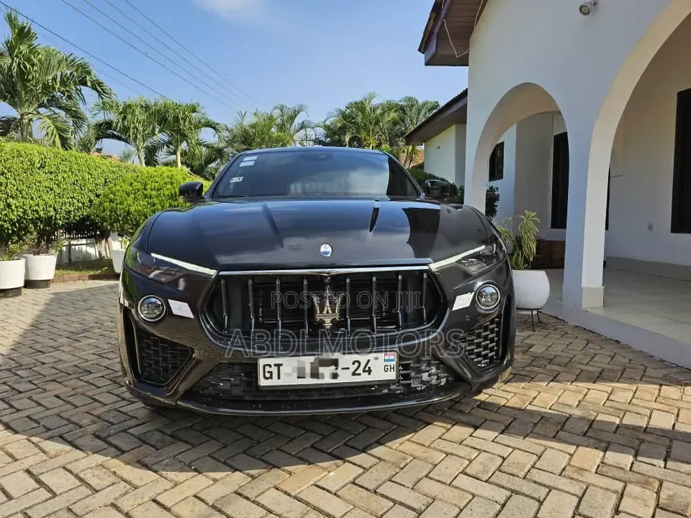 Maserati Levante 2022 Gray