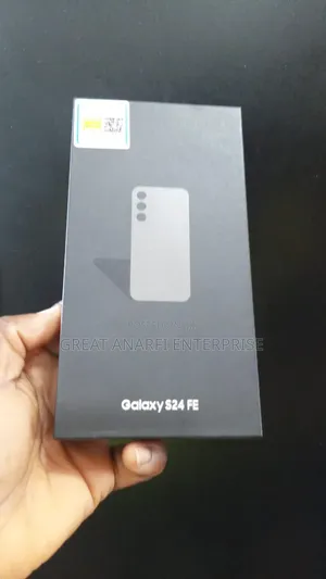 New Samsung Galaxy S24 FE 256 GB Black