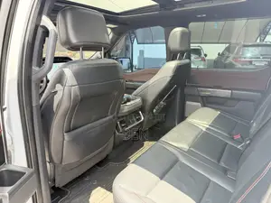 Ford F-150 LARIAT 2022 White