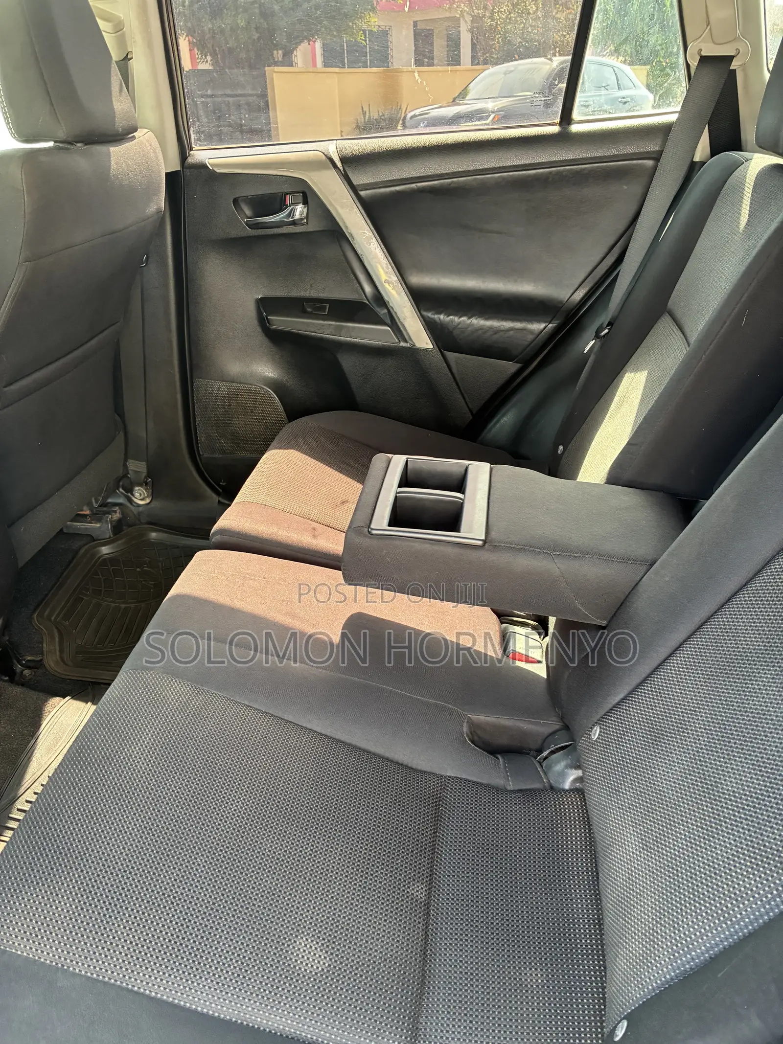 Toyota RAV4 XLE AWD (2.5L 4cyl 6A) 2017 Black