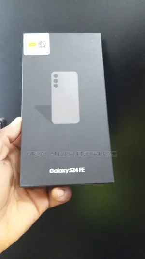 New Samsung Galaxy S24 FE 128 GB Black