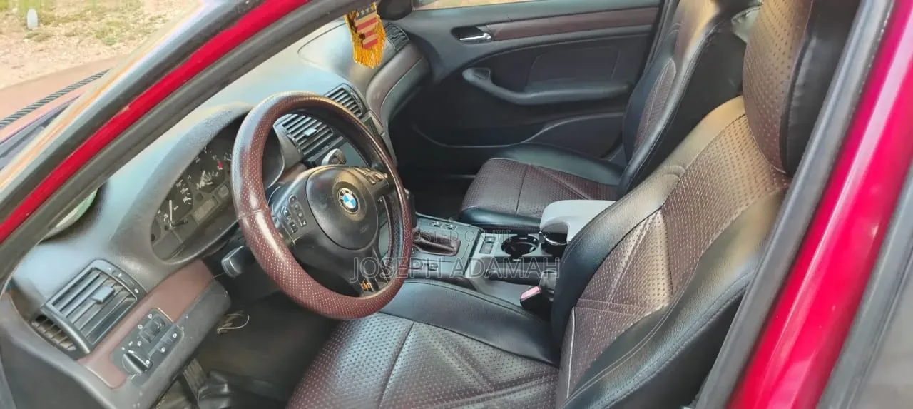 BMW 318i 2002 Burgundy