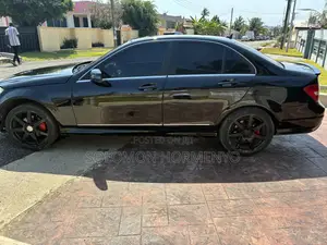 Mercedes-Benz C250 2014 Black