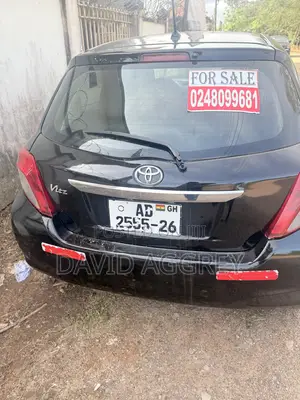 Toyota Vitz 2012 Black