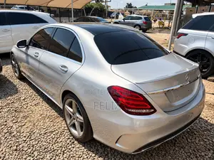 Mercedes-Benz C300 2017 Silver