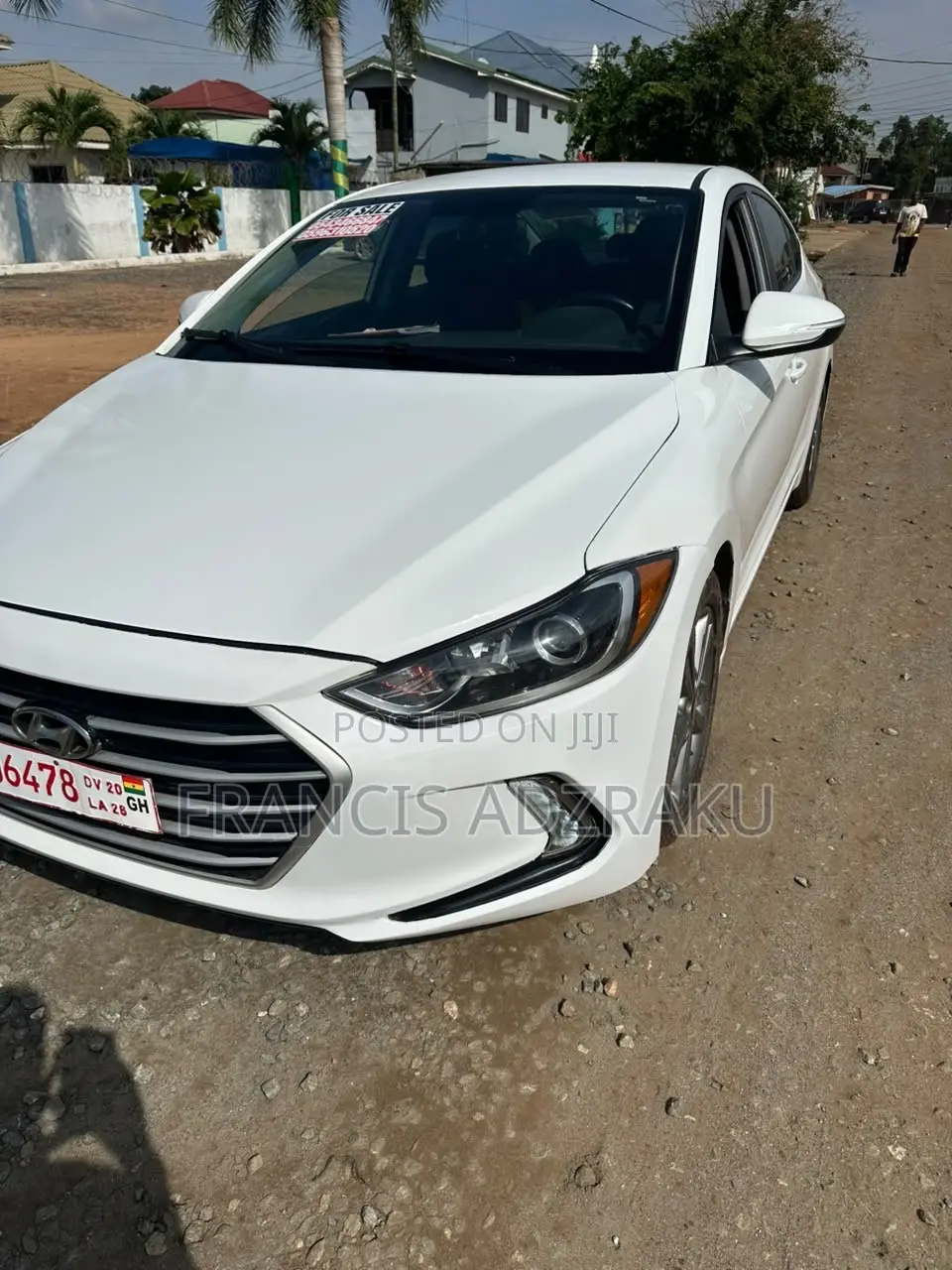 Hyundai Elantra Limited Sedan FWD (2.0L 4cyl 6A) 2017 White