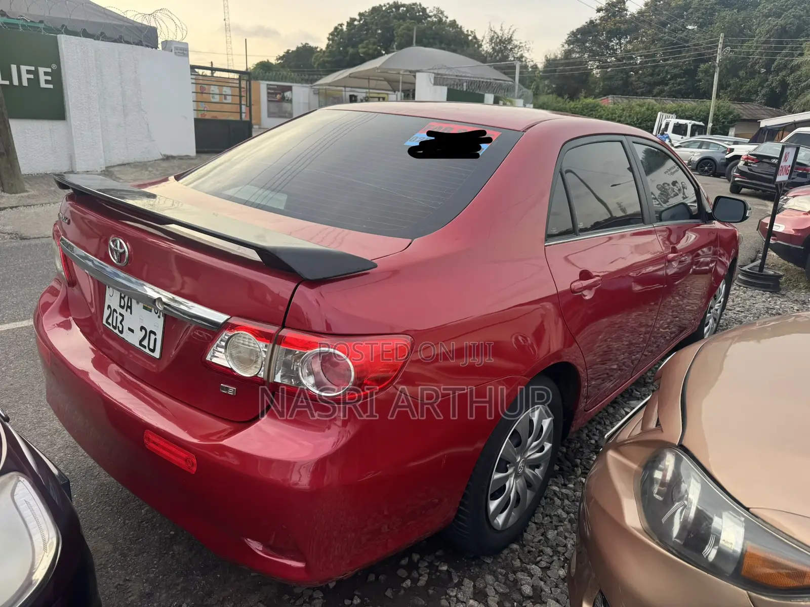 Toyota Corolla LE 4dr Sedan (1.8L 4cyl 4A) 2013 Red