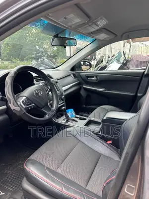 Toyota Camry SE 4dr Sedan (2.5L 4cyl 6A) 2016 Brown