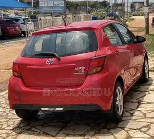 Toyota Yaris LE Hatchback 5dr 2014 Red