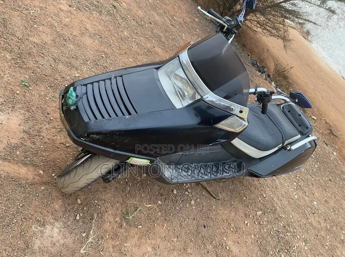Honda 2022 Black