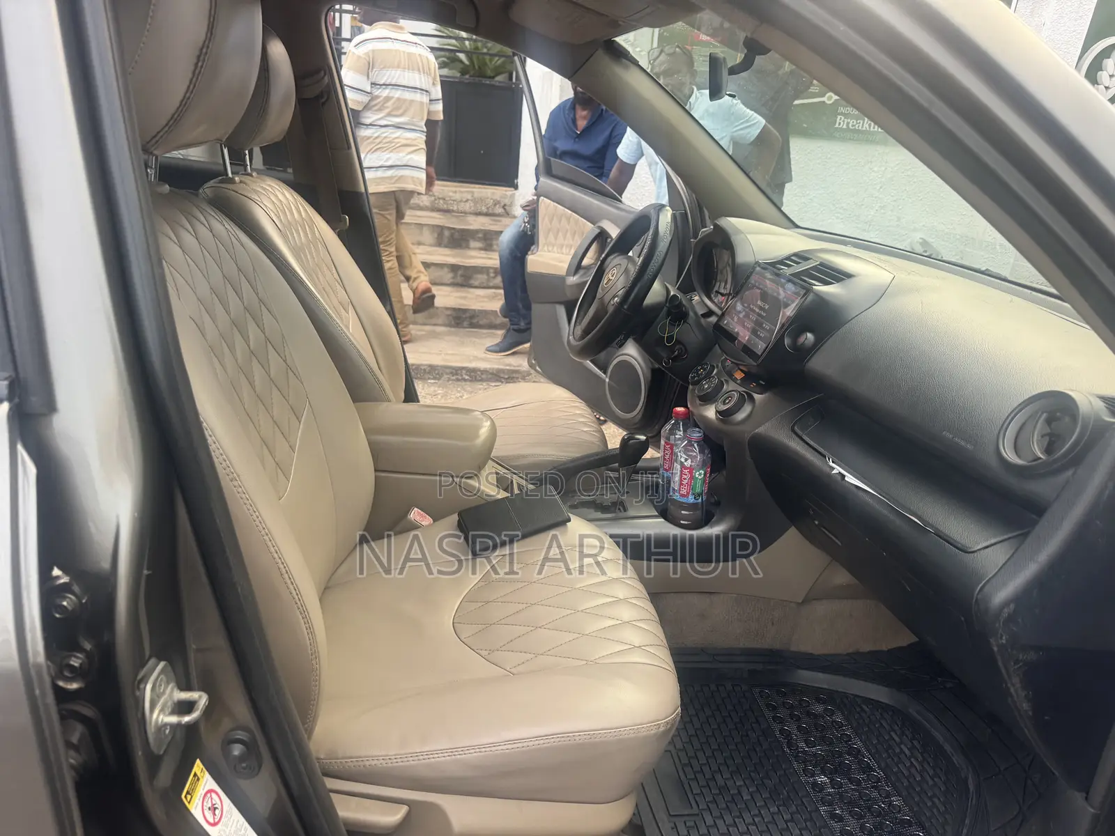 Toyota RAV4 4x4 2009 Brown