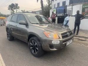 Toyota RAV4 4x4 2009 Brown