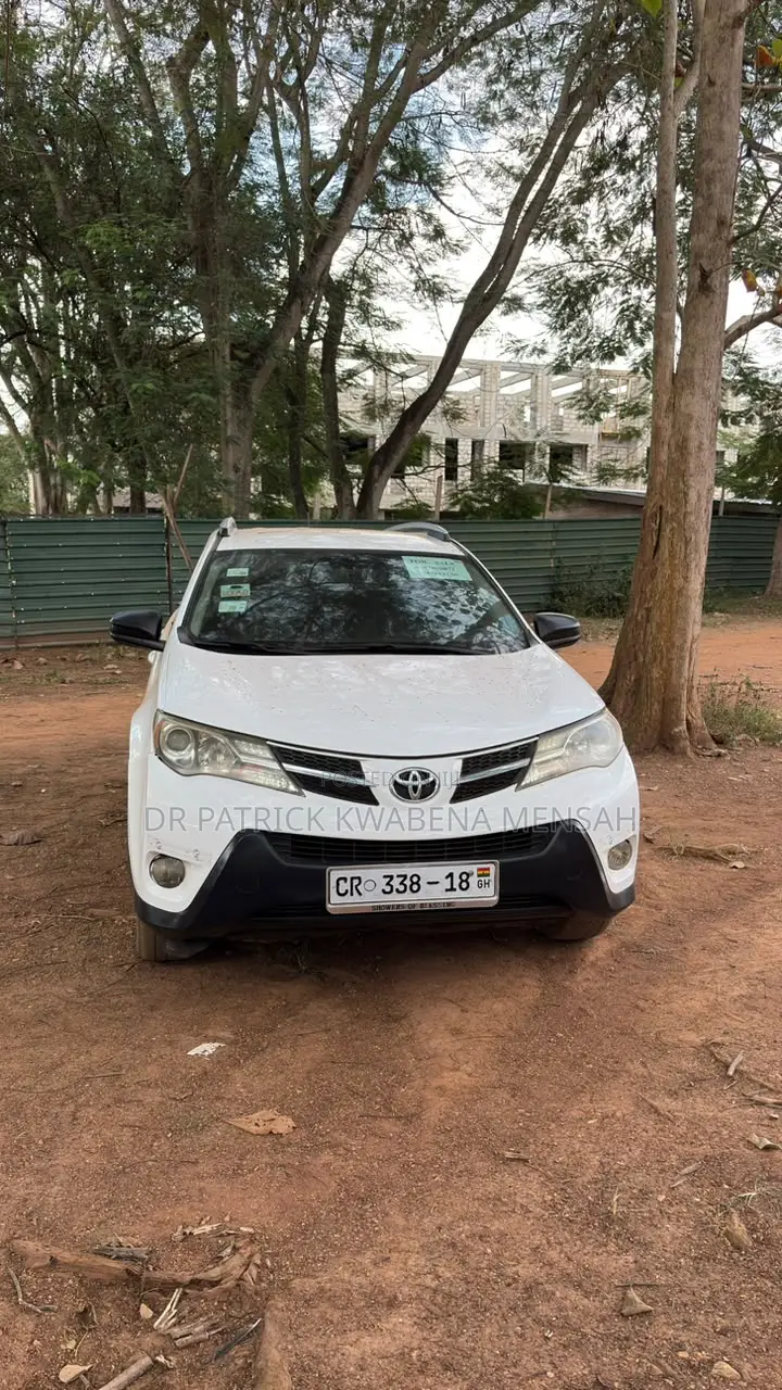Toyota RAV4 LE 4dr SUV AWD (2.5L 4cyl 6A) 2014 White
