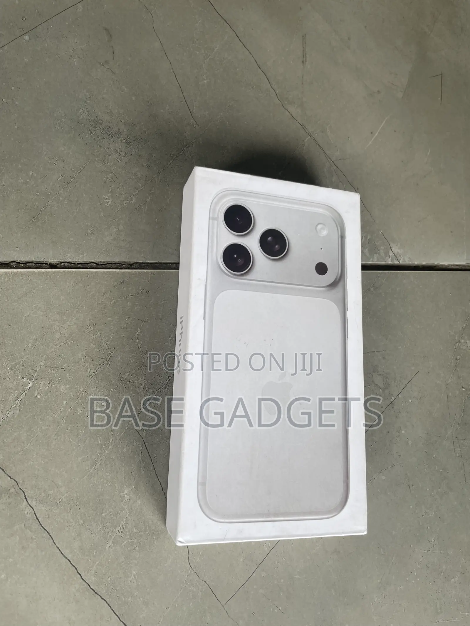 New Apple iPhone 17 Pro Max 512 GB Silver