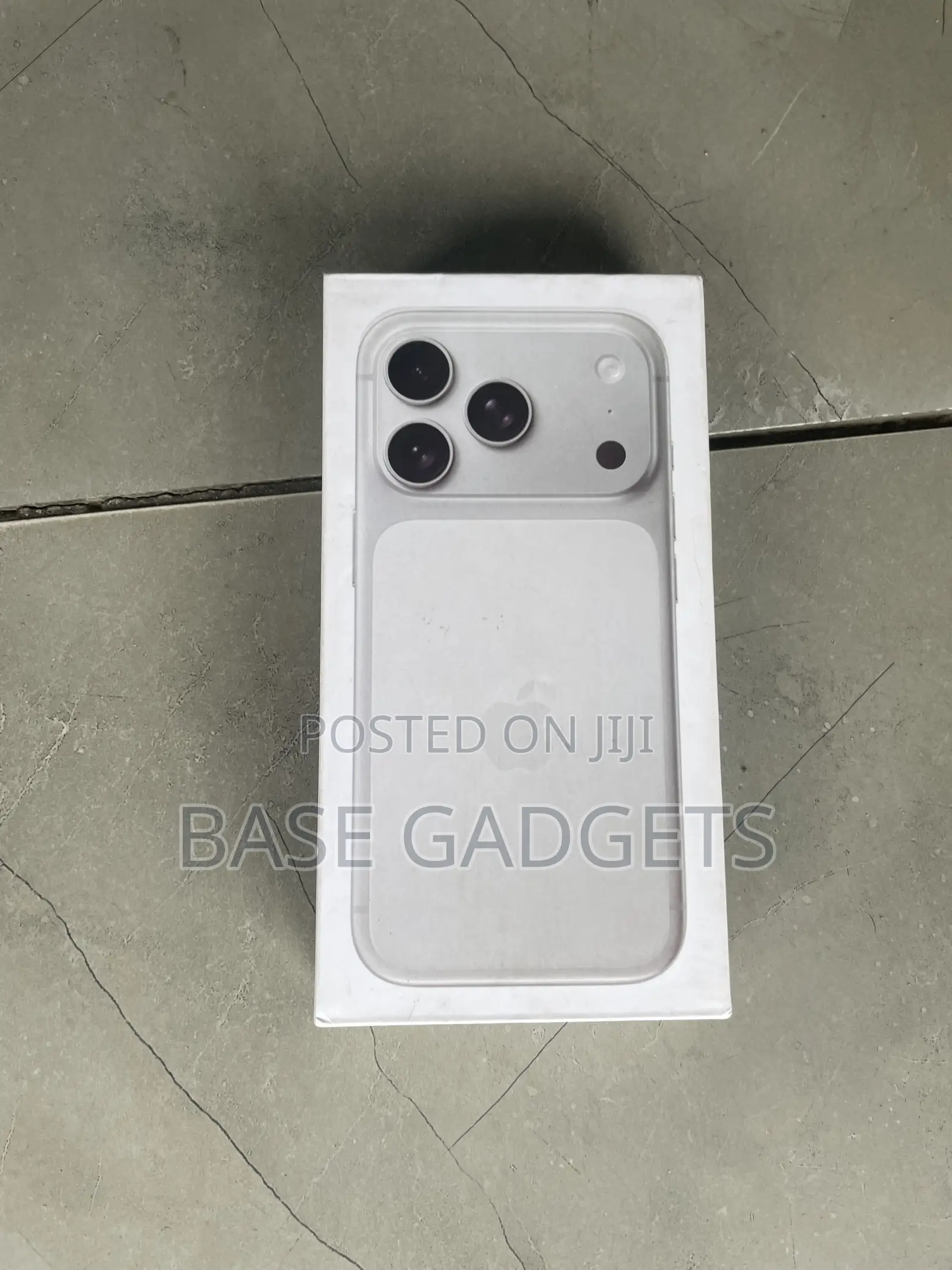 New Apple iPhone 17 Pro Max 512 GB Silver