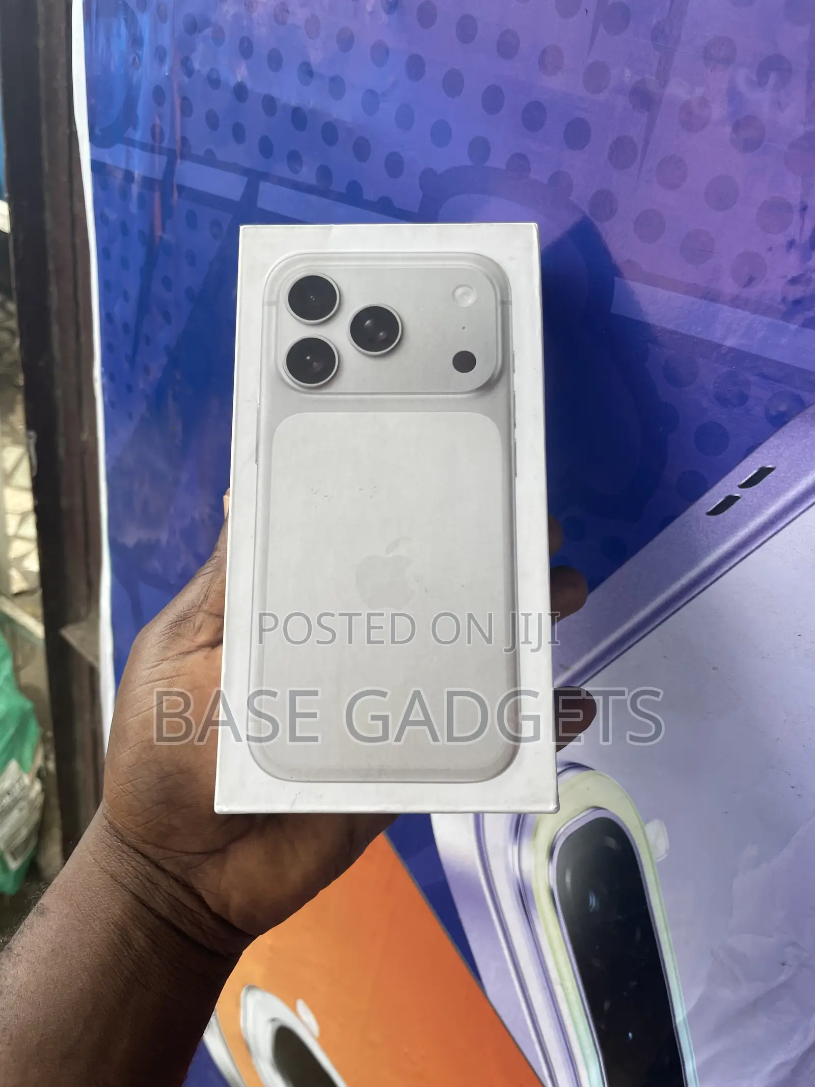 New Apple iPhone 17 Pro Max 1 TB Silver