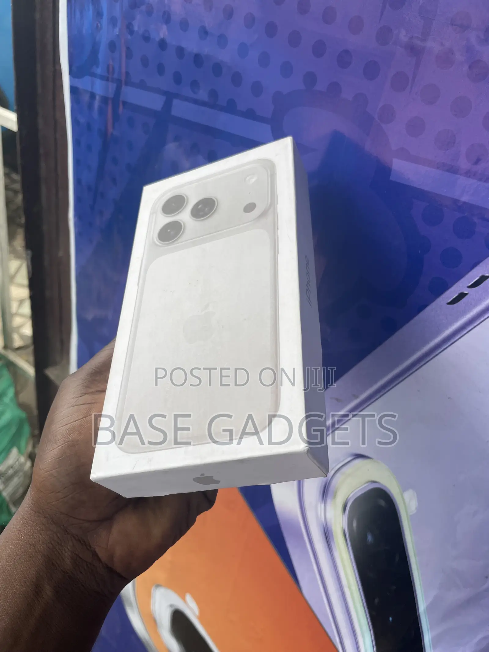 New Apple iPhone 17 Pro Max 1 TB Silver