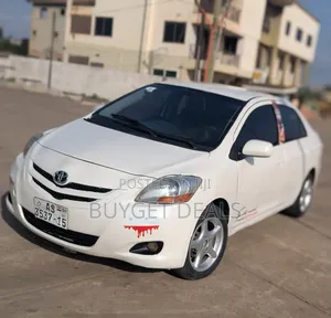 Toyota Yaris 2008 White