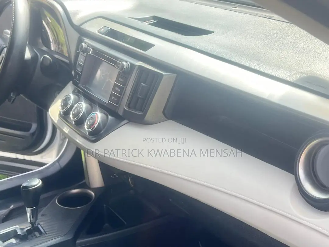 Toyota RAV4 LE 4dr SUV AWD (2.5L 4cyl 6A) 2014 White