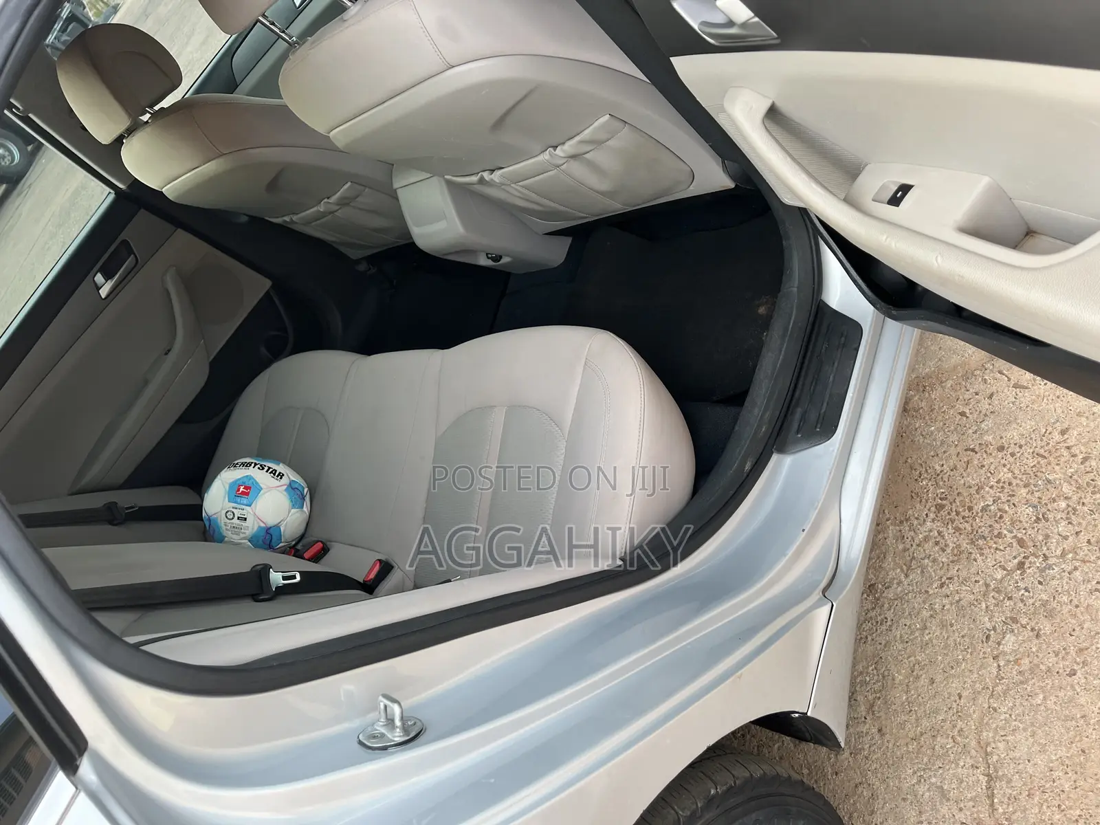 Hyundai Sonata SE 4dr Sedan (2.4L 4cyl 6A) 2015 Silver