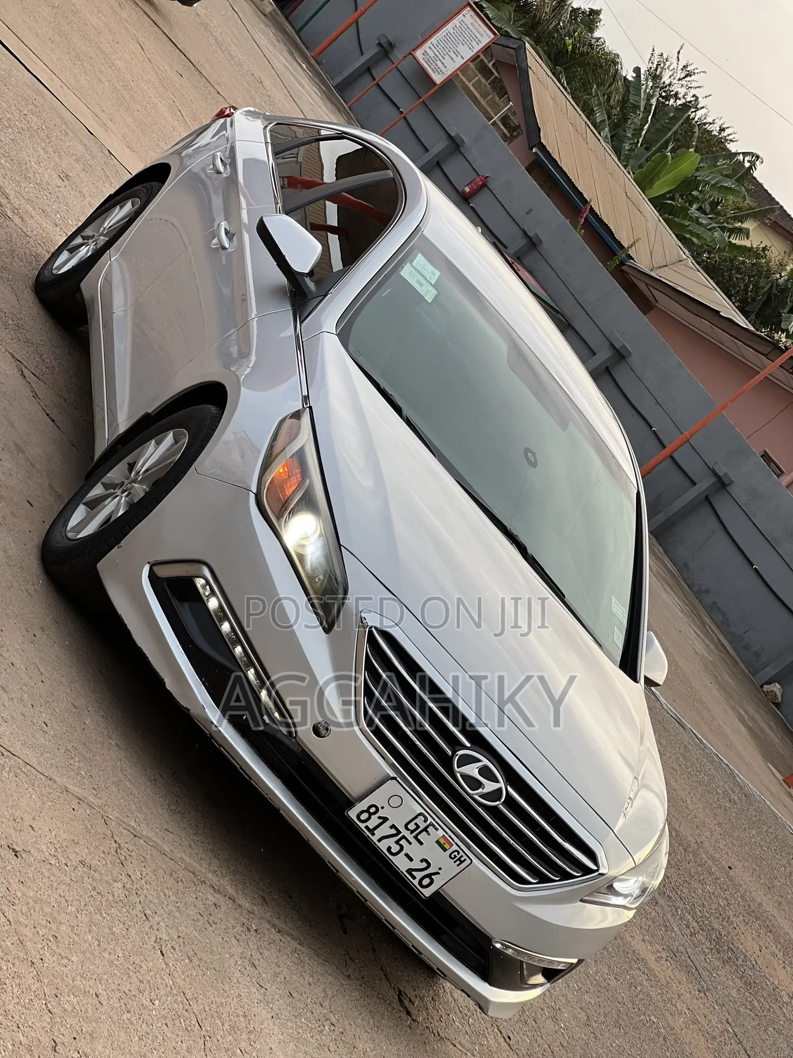 Hyundai Sonata SE 4dr Sedan (2.4L 4cyl 6A) 2015 Silver