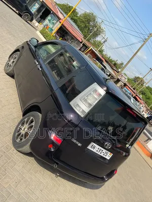 Toyota Sienta 2014 Gray