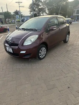 Toyota Vitz 2010 Orange