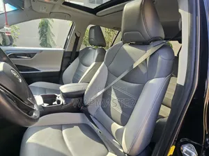 Toyota RAV4 Limited AWD 2020 Black