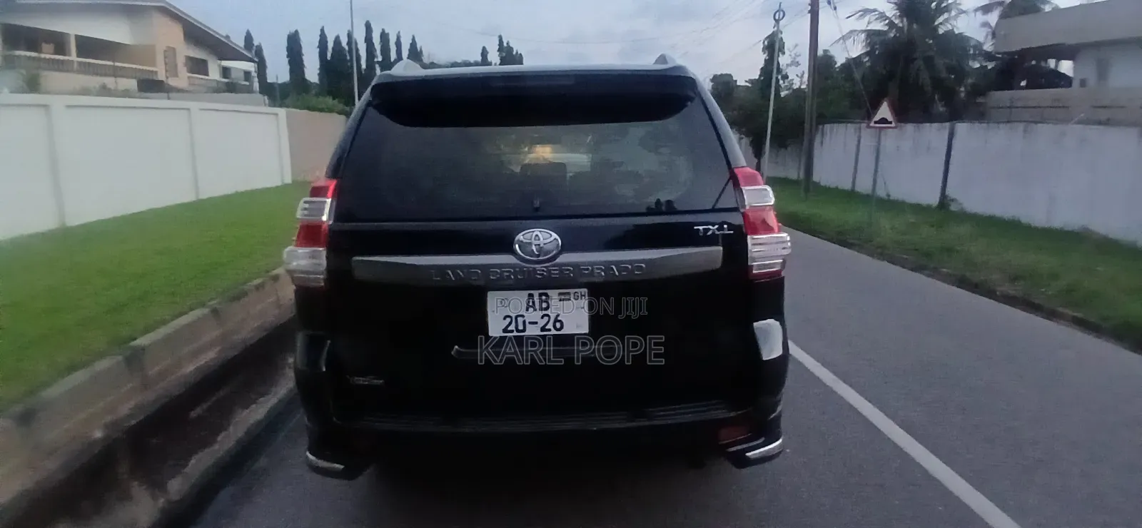 Toyota Land Cruiser Prado 2016 Black