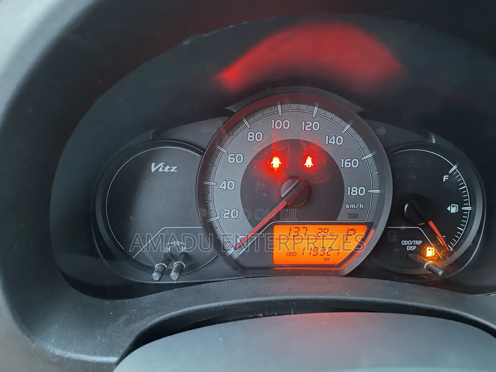 Toyota Vitz 1.3 FWD 5dr 2015 Blue