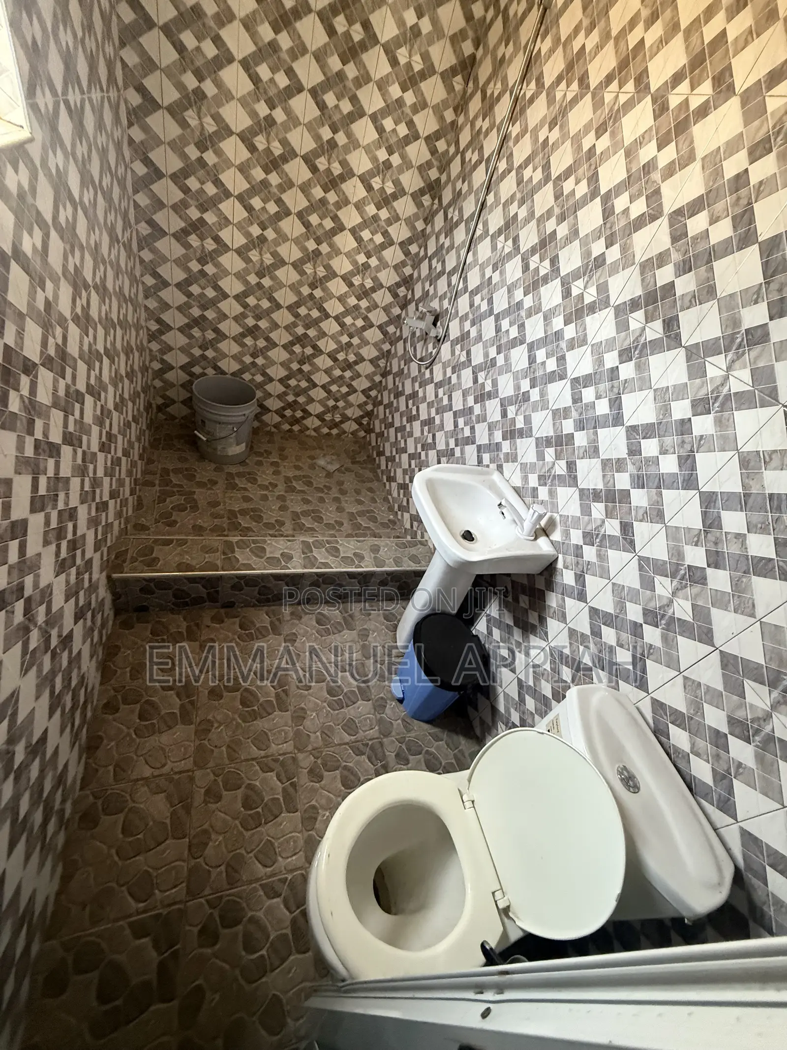 3bdrm Apartment in Scc, Accra Metropolitan for rent