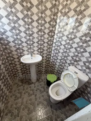 3bdrm Apartment in Scc, Accra Metropolitan for rent