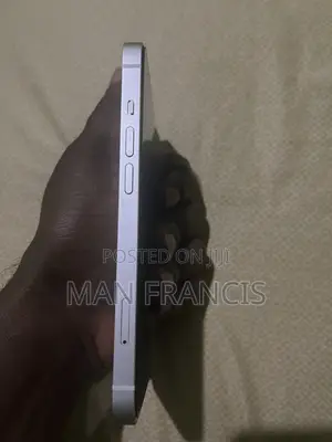 Apple iPhone 13 128 GB White