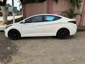 Hyundai Elantra 2013 White