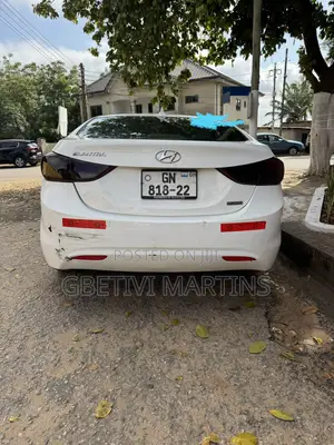 Hyundai Elantra 2013 White